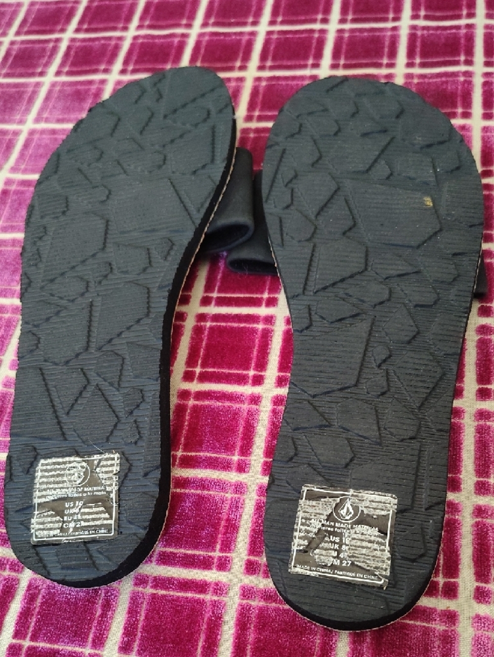Volcom Black and Tan Women's Slide Sandals - Picture 3 of 5